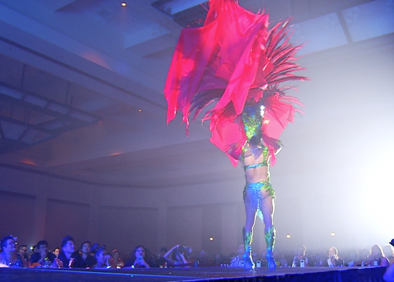 Universal ShowQueen 2014 — images 3 — Screen Shot 2015 10 12 at 10.52.53 AM